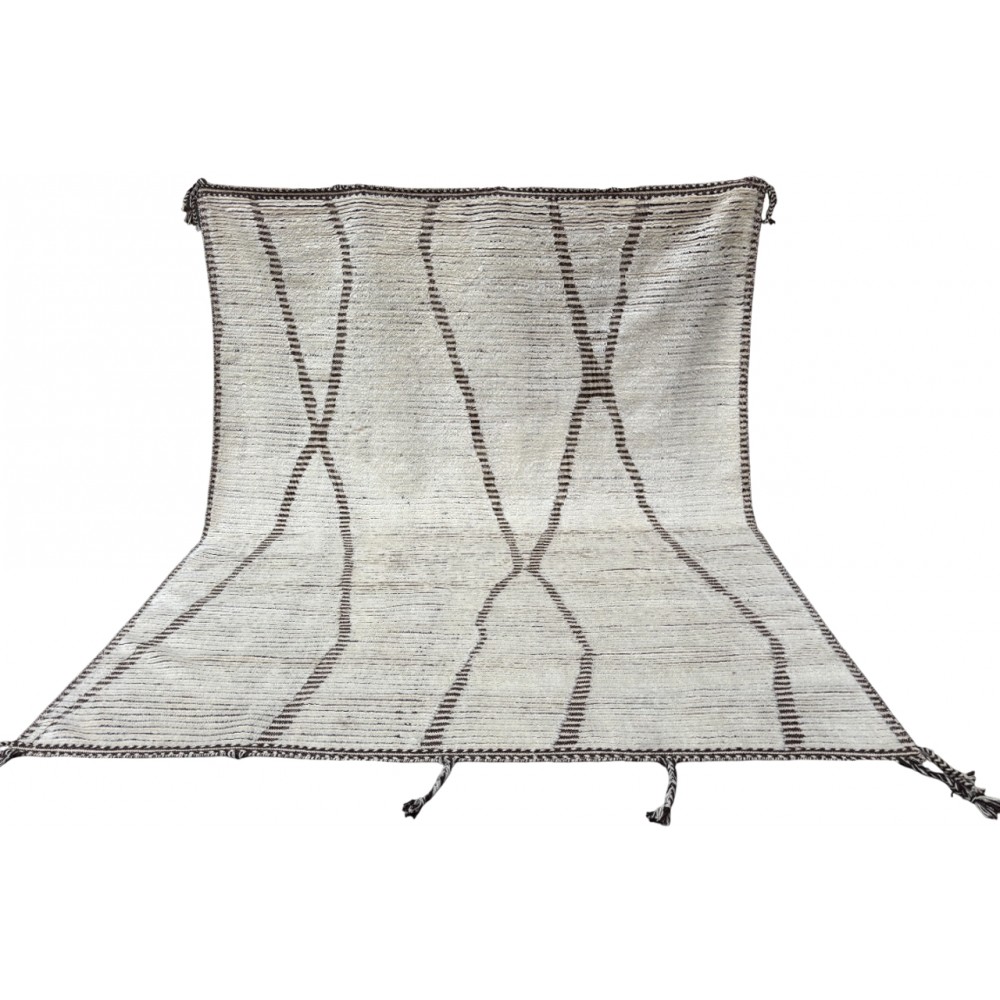 Contemporary Moroccan Design Berber Rug. 100% Wool. Handmade Beni Ourain Carpet