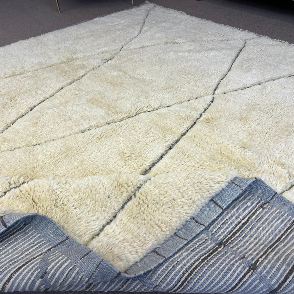 Handmade Moroccan style Rug, 100% Natural Wool. Modern Beni Ourain Carpet