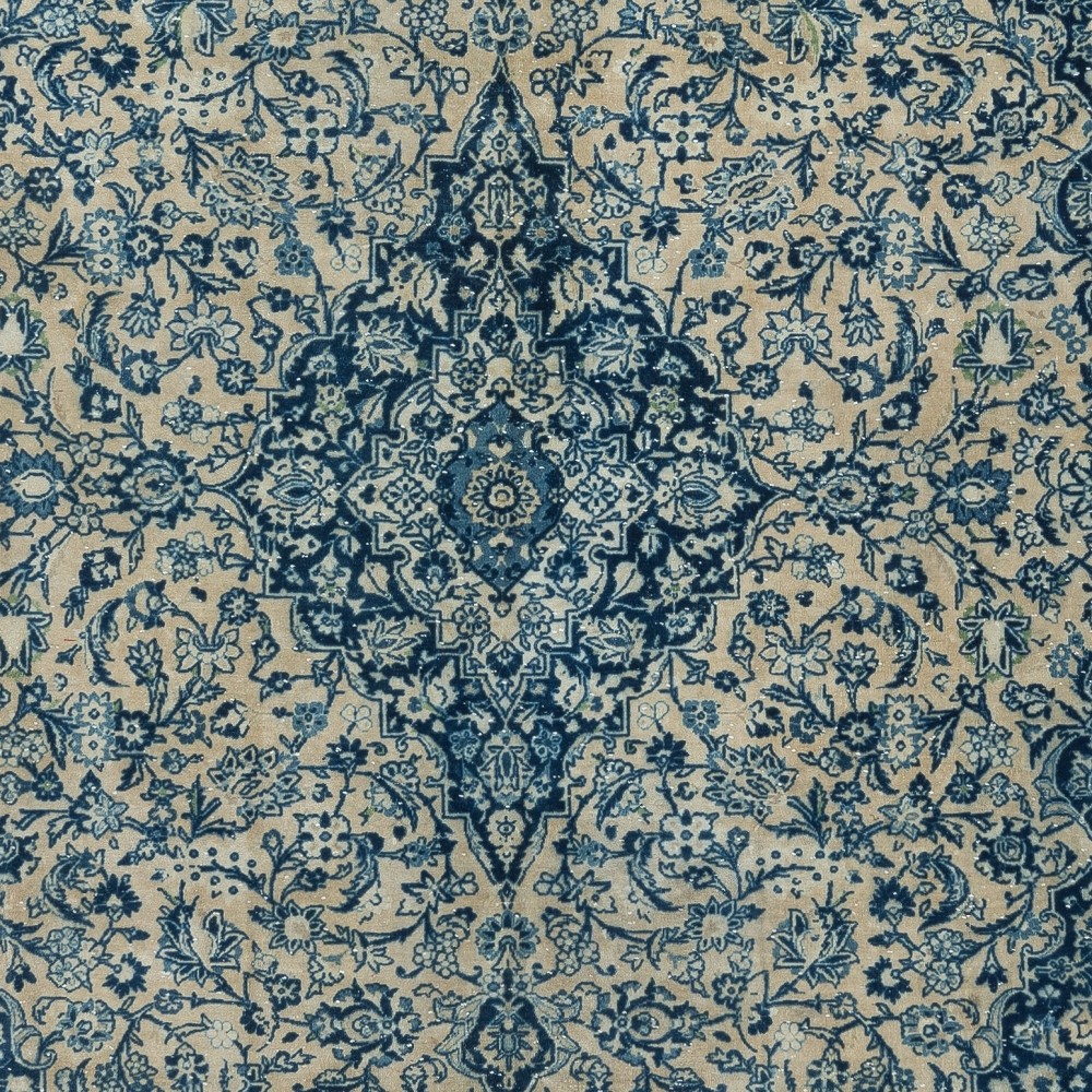 Vintage Handmade Turkish Oushak Rug. 100% Wool. Excellent Condition
