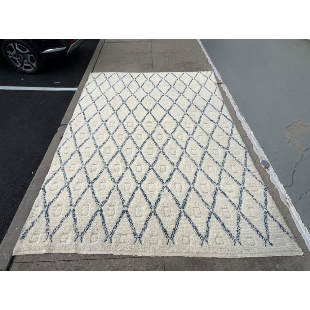 Modern Moroccan Berber Beni Ourain design Tulu Rug. Custom Options Available