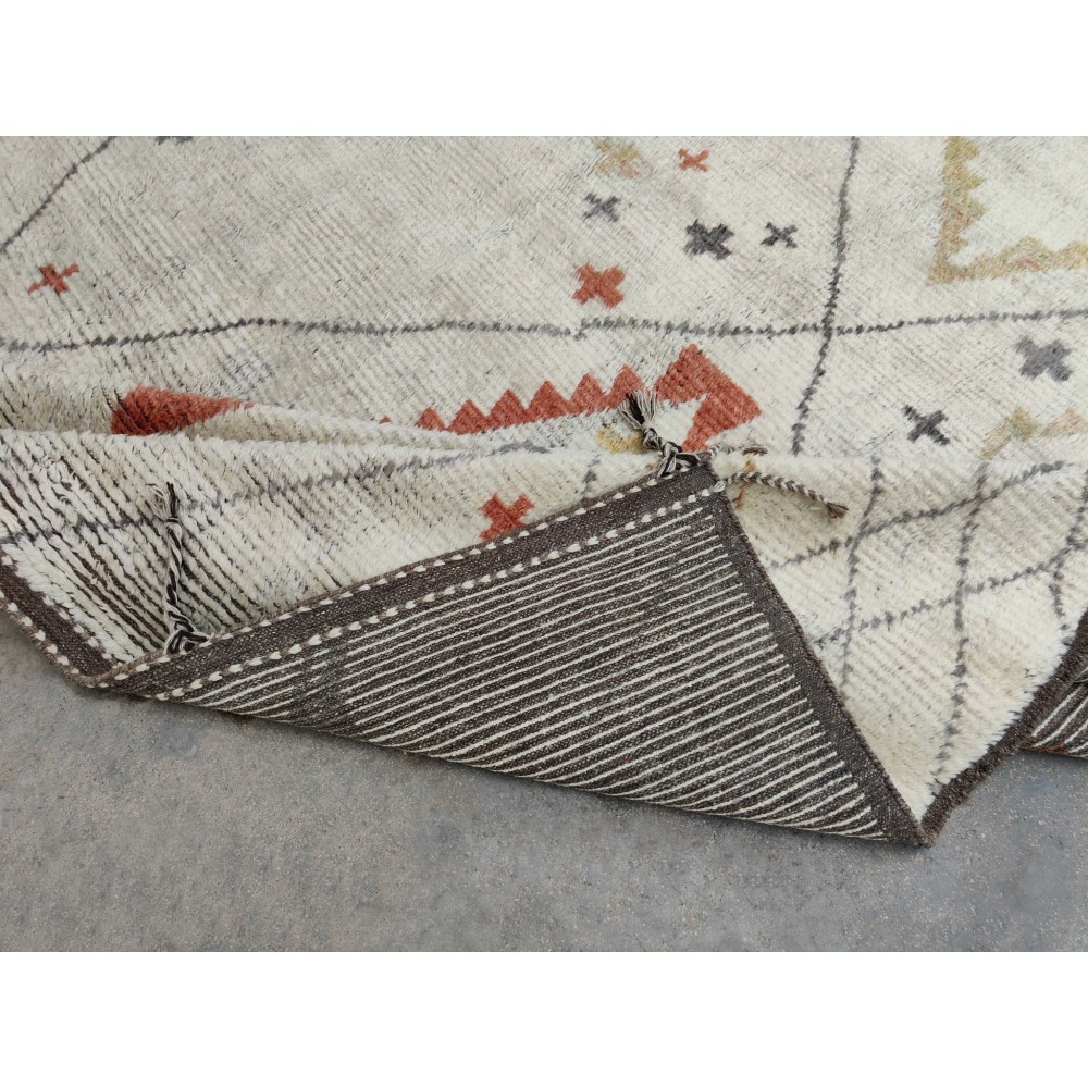 Modern Moroccan Berber Rug. 100% Wool. Custom Options Available