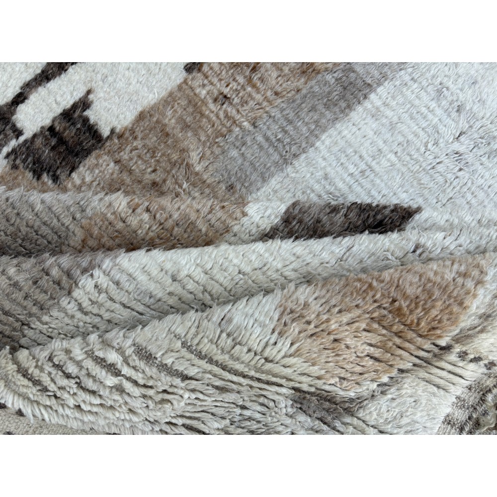 Modern Moroccan Design Berber Rug. 100% Wool. Beni Ourain Carpet