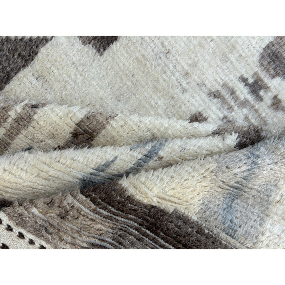Handmade Moroccan Azilal Style Rug. 100% Wool. Modern Beni Ourain Carpet