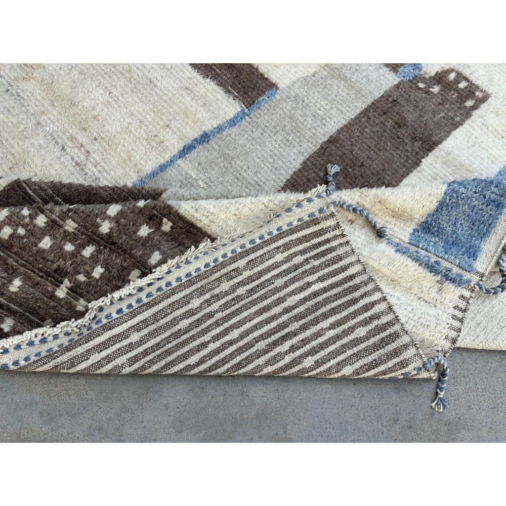 Handknotted Moroccan Azilal Style Rug. 100% Wool. Modern Beni Ourain Carpet