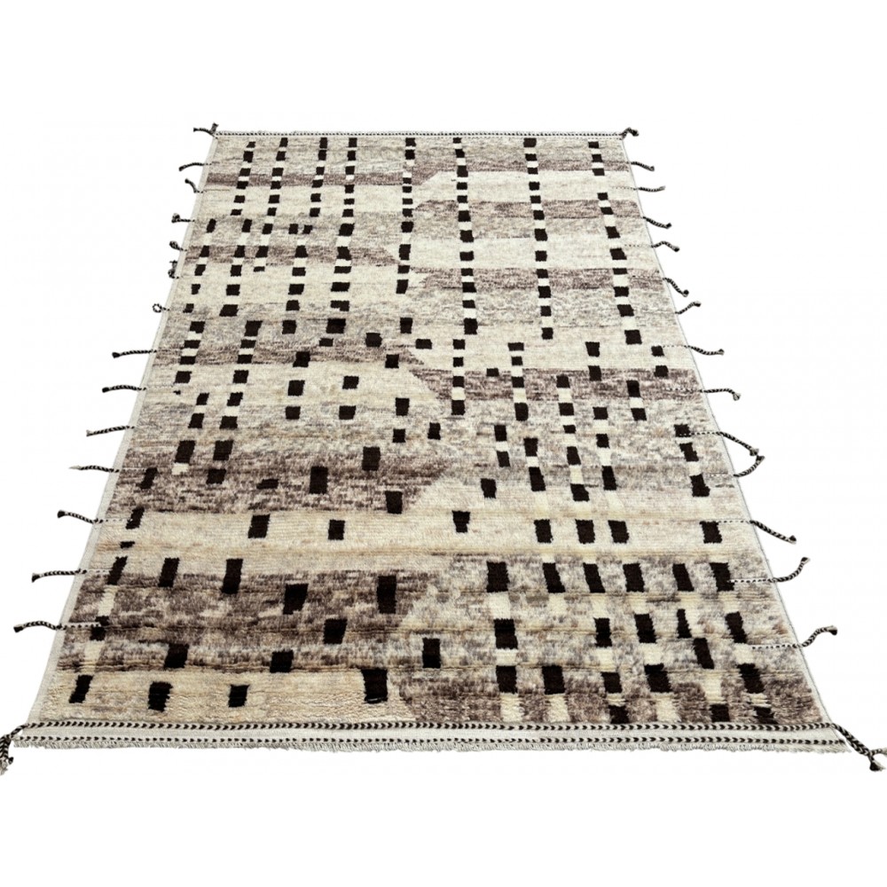 Modern Moroccan Berber Beni Ourain design Rug. 100% Wool. Custom Options Available