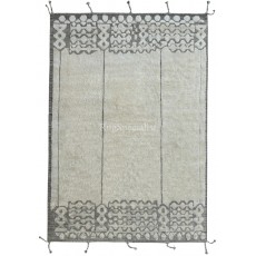 Modern Moroccan Design Berber Rug. 100% Wool. Beni Ourain Carpet