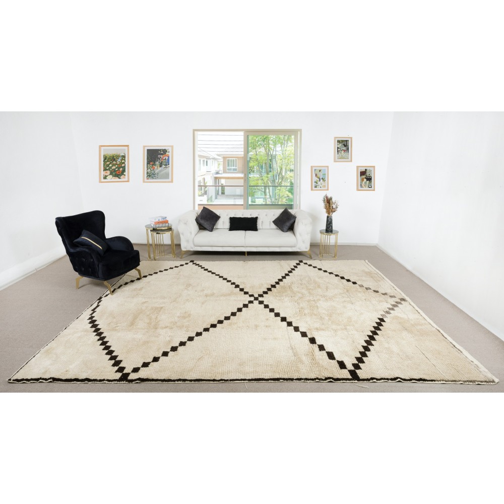 Contemporary Moroccan Berber Tulu Rug. 100% Natural Wool. Handknotted Beni Ourain Carpet