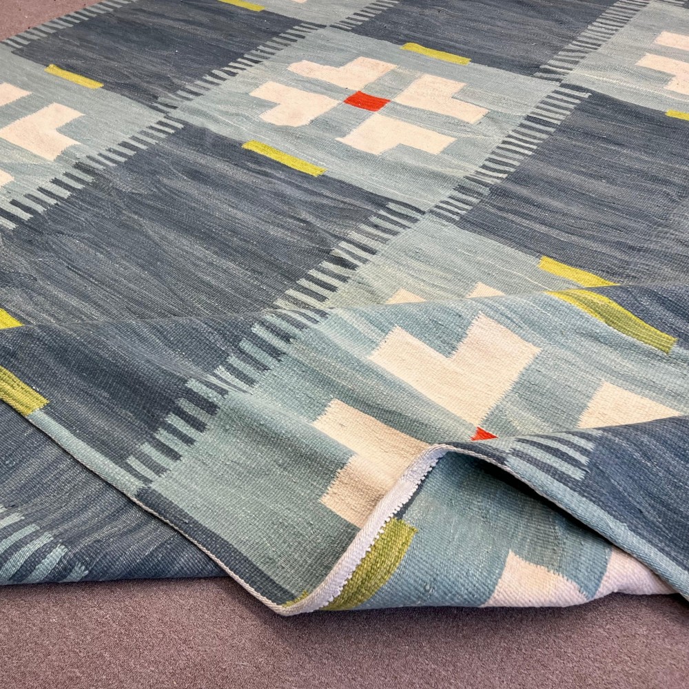 Handwoven Scandinavian Blue Kilim, 100% Wool. Modern High Quality Flat-Weave Rug