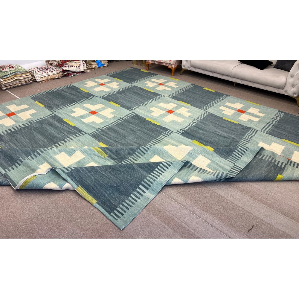 Handwoven Scandinavian Blue Kilim, 100% Wool. Modern High Quality Flat-Weave Rug