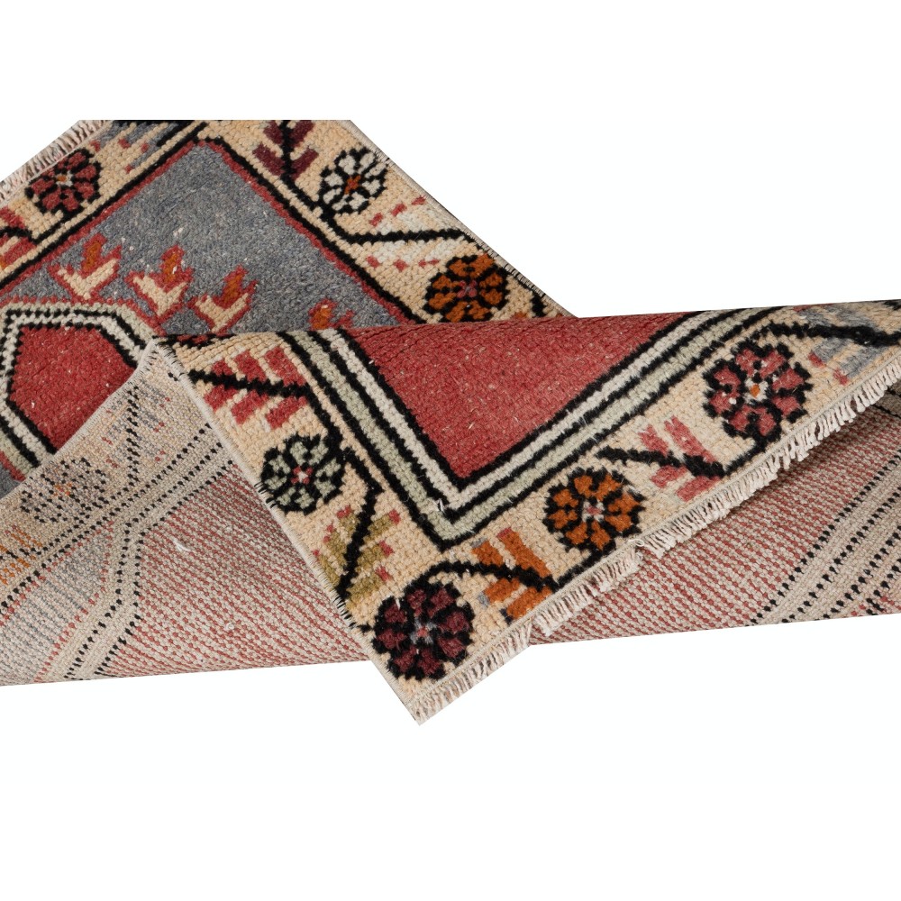 Small Handmade Rug, Vintage Turkish Prayer Rug, Decorative Prayer Mat