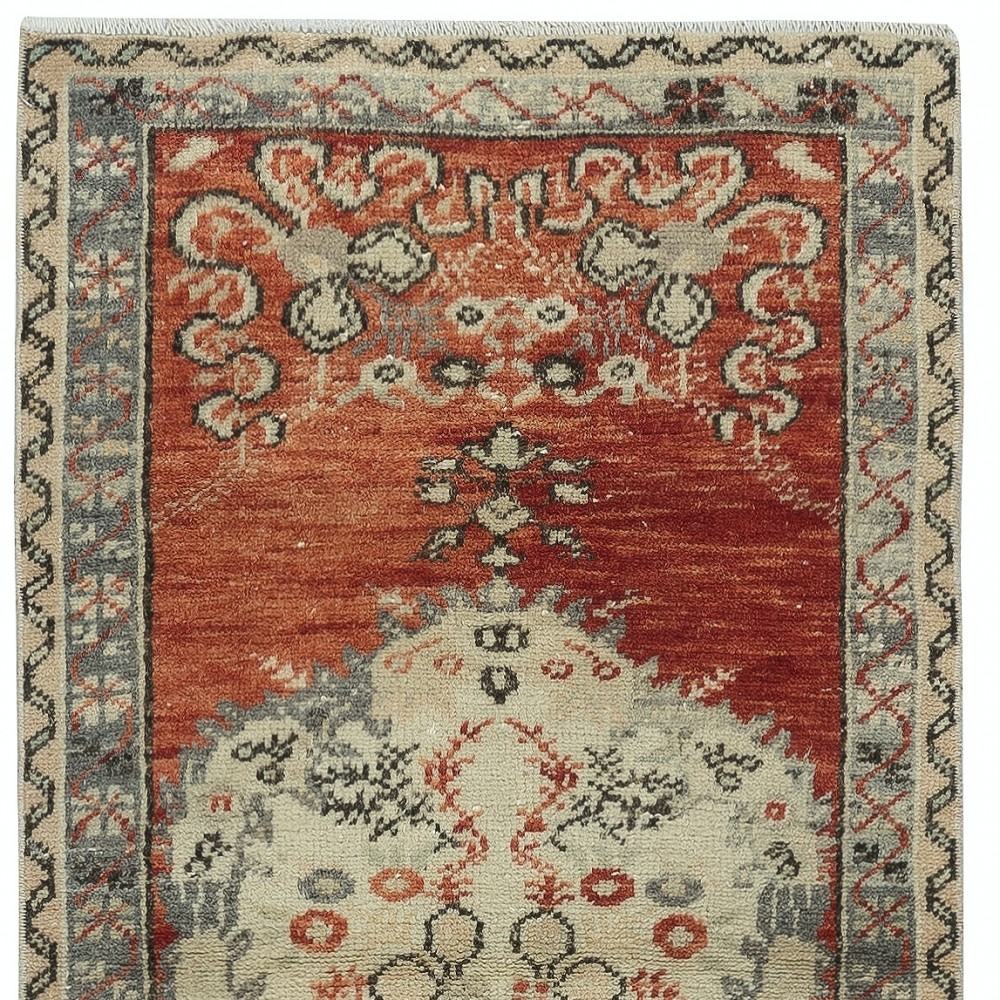 Vintage Handmade Turkish Accent Rug in Red and Beige Color, 100% Wool
