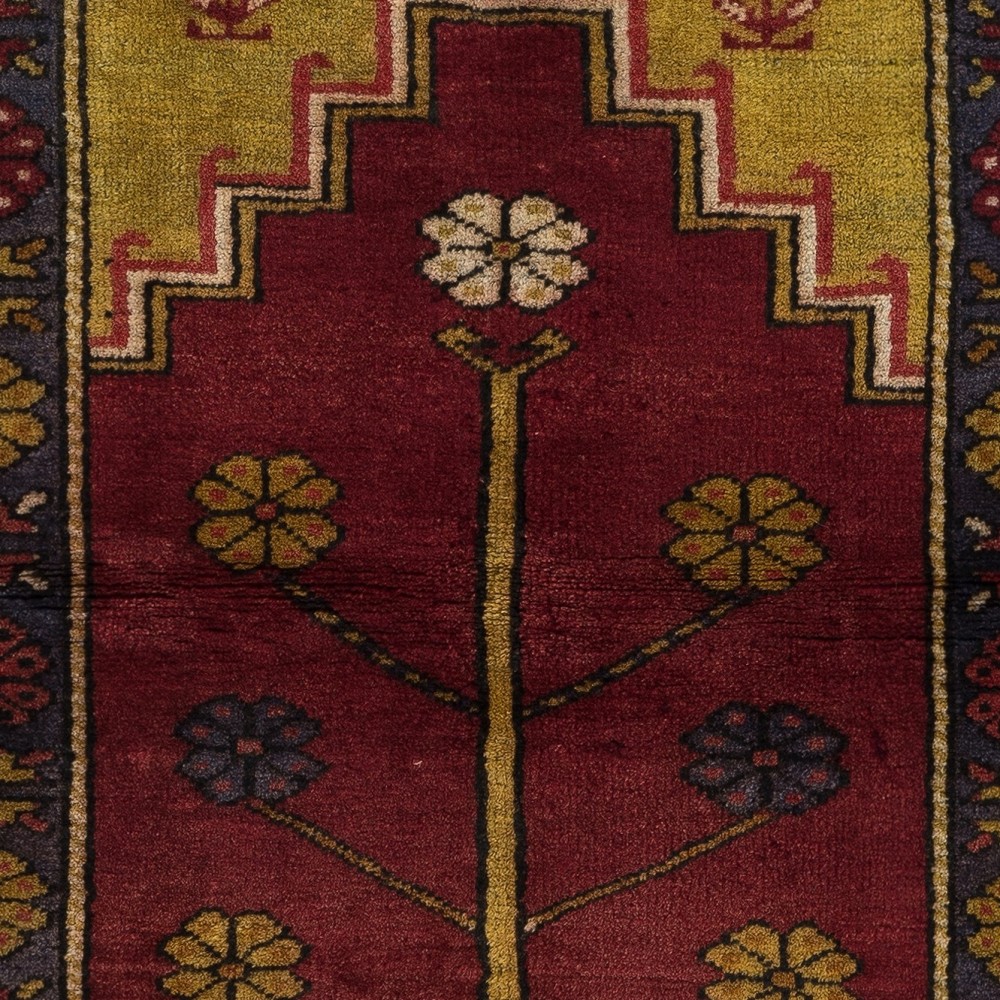 Handmade Turkish Prayer Rug. 100% Wool. Vintage Red Prayer Mat