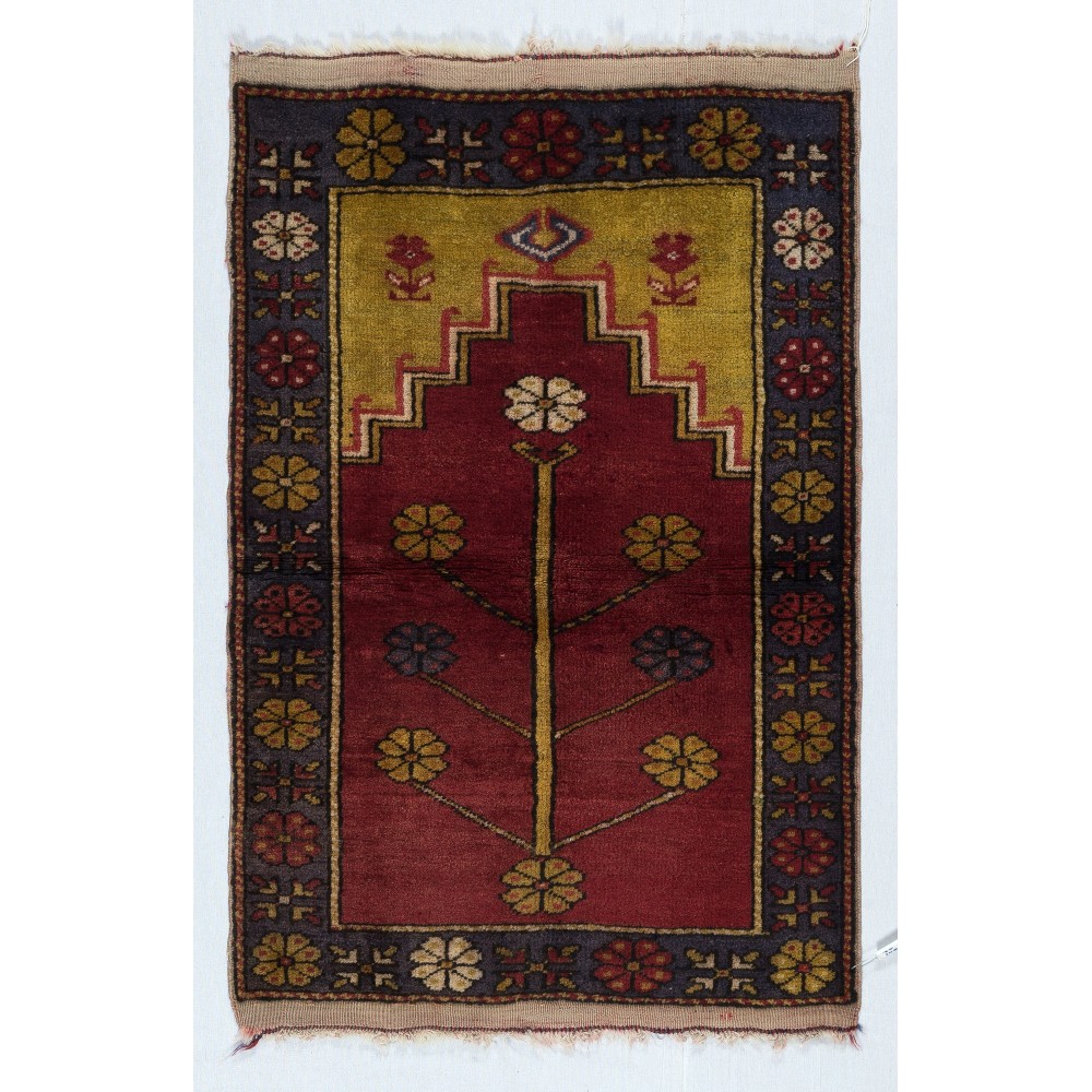 Handmade Turkish Prayer Rug. 100% Wool. Vintage Red Prayer Mat