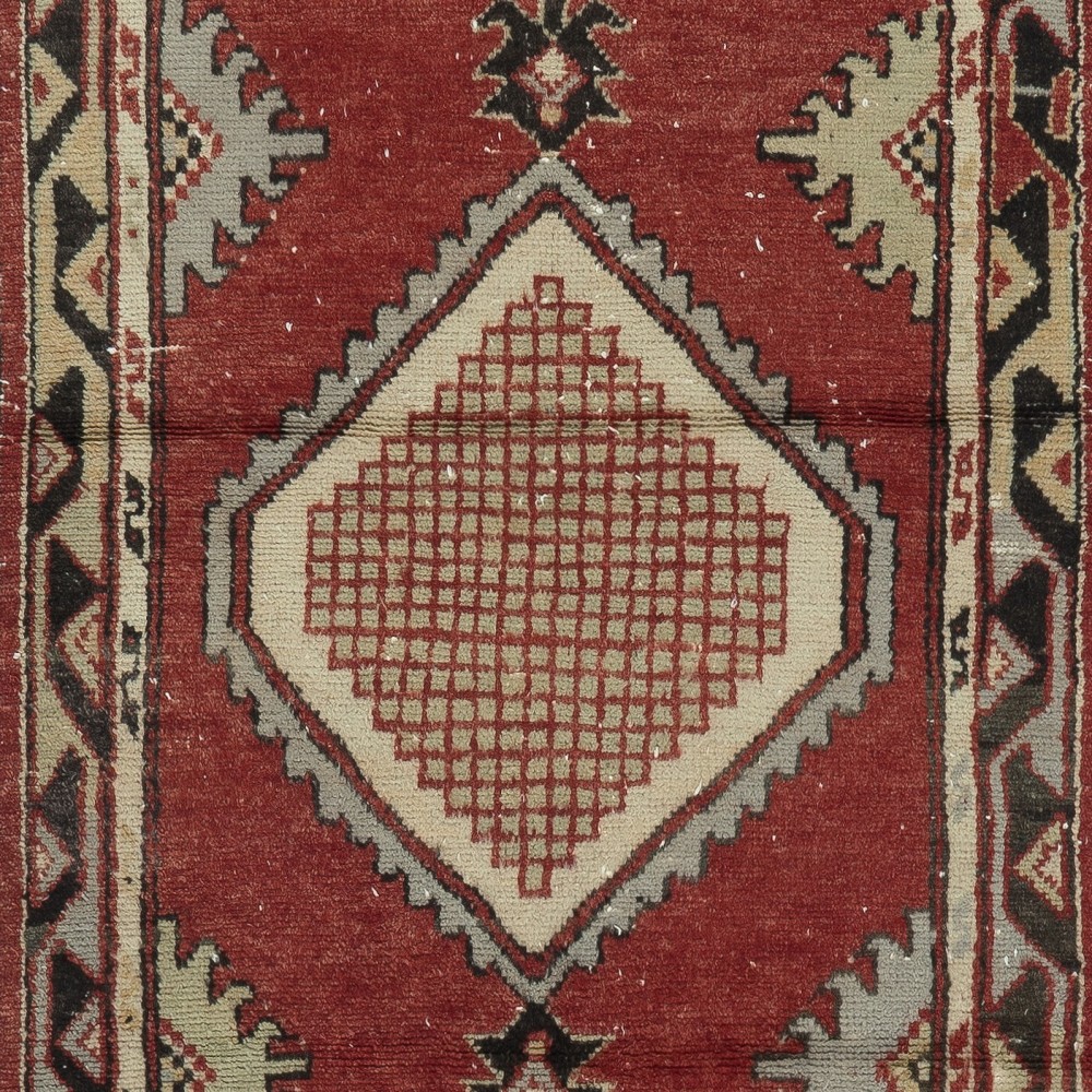 Traditional Vintage Handmade Turkish Accent Rug in Red and Beige Color