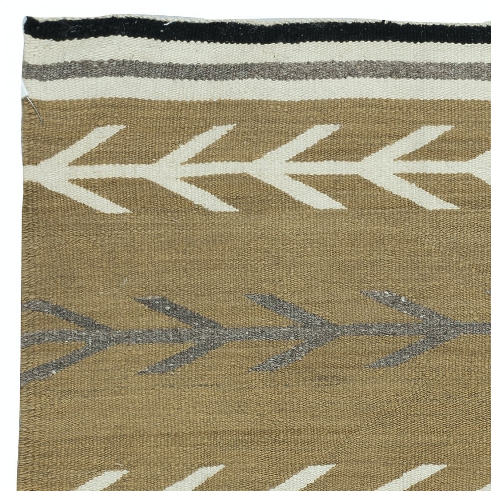 Vintage American Indian Flat-weave Kilim Rug. 100% Wool