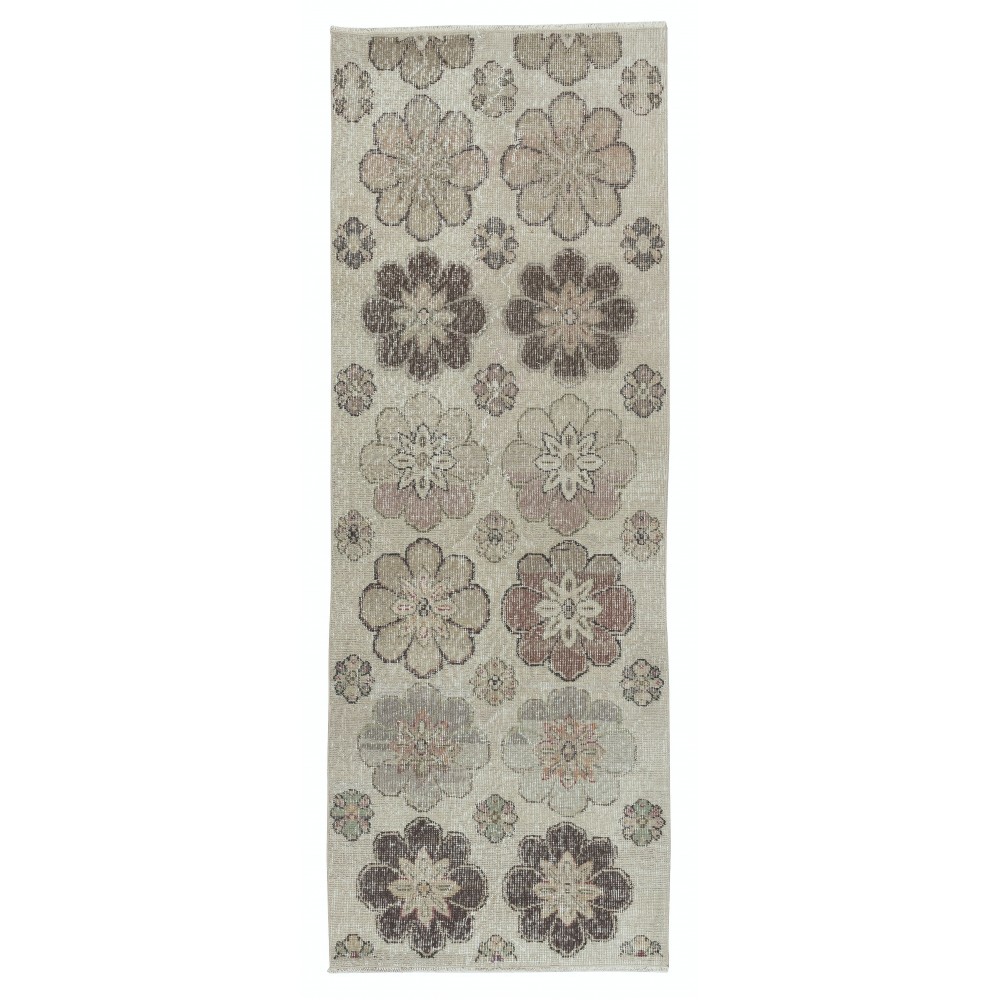 Vintage Handmade Beige Turkish Accent Rug with Floral Design