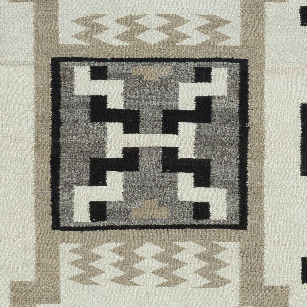 Vintage Navajo Storm Pattern Flat-weave Kilim Rug. 100% Wool