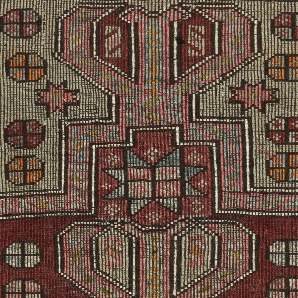 Vintage Hand-woven Kilim. 100% Wool. Vintage Flat-Weave Turkish Accent Rug