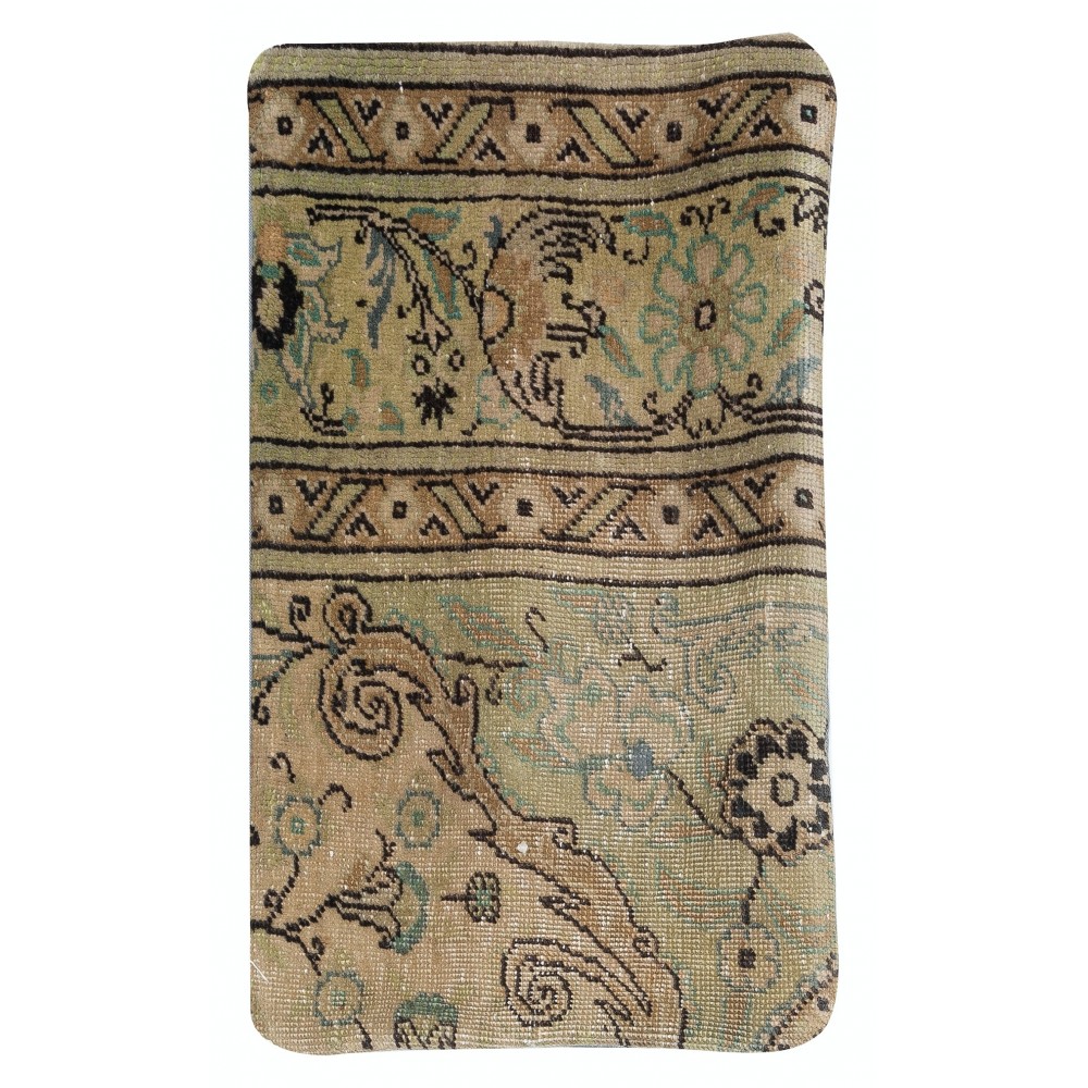 Vintage Toss Pillow Cover. Decorative Handmade Turkish Rug Cushion Cover