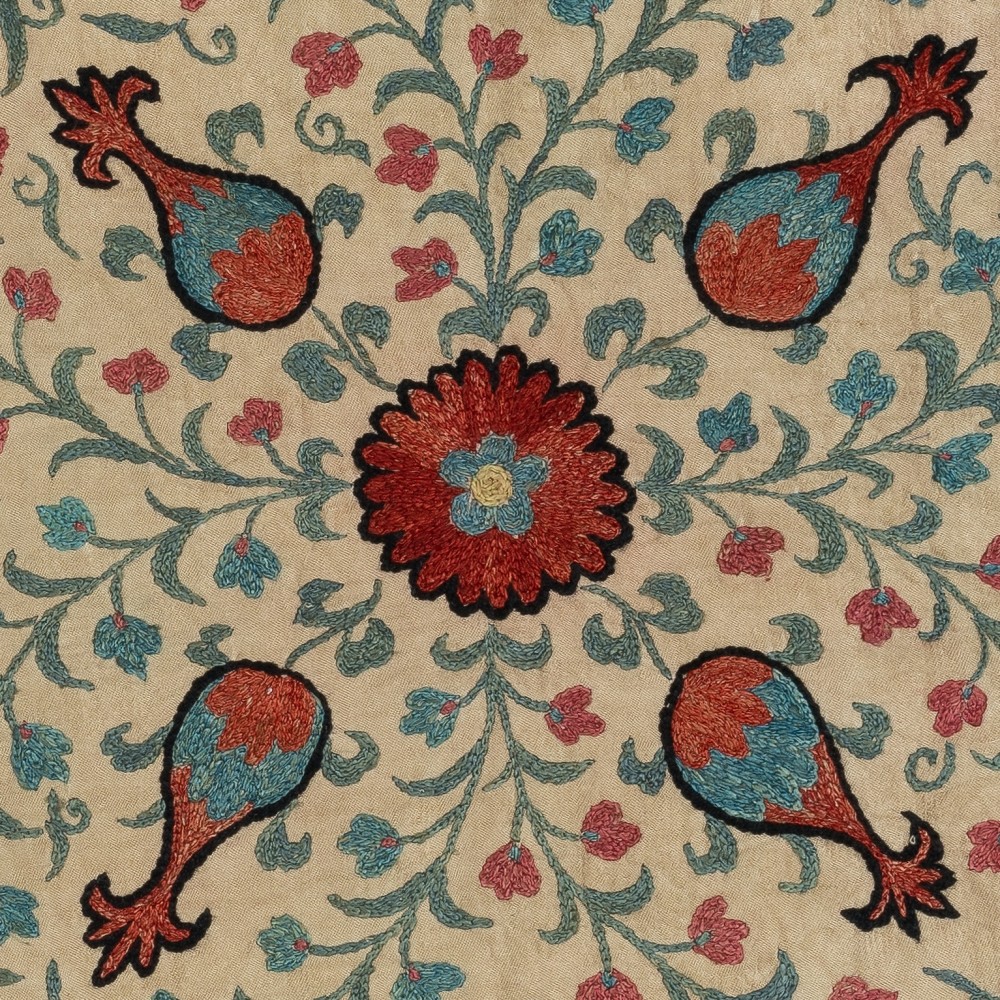 100% Silk Cushion Cover. Embroidered Pillowcase. Uzbek Throw Pillow. Modern Lace Pillow