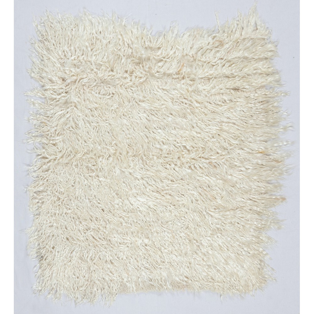 Vintage Handmade Shag Pile Rug Made of Natural Beige Mohair Wool Vintage Handmade Shag Pile Rug Made of Natural Beige Mohair Wool