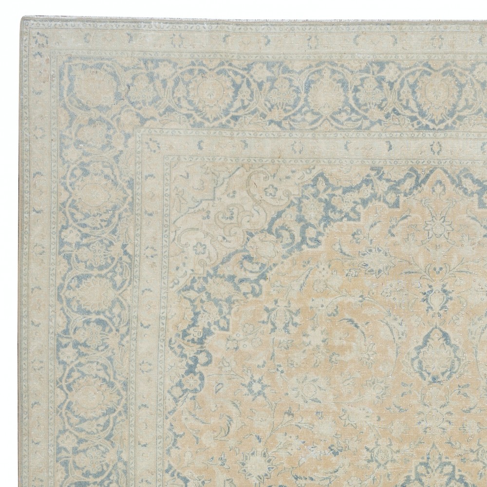 One of a kind Hand-knotted Turkish Area Rug. Vintage Beige Large Carpet for Rustic, Country & Farmhouse Decor One of a kind Hand-knotted Turkish Area Rug. Vintage Beige Large Carpet for Rustic, Country & Farmhouse Decor