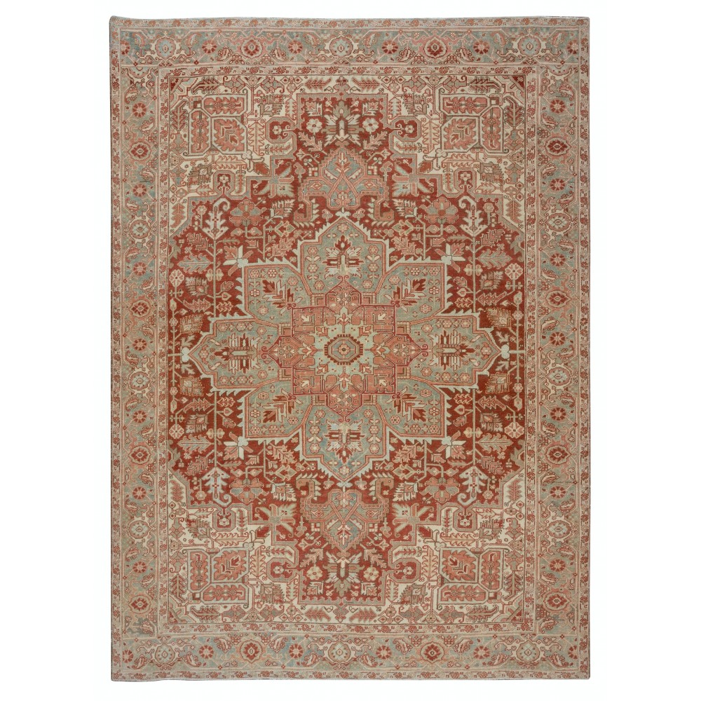 Antique Persian Heriz Rug. 100% Wool