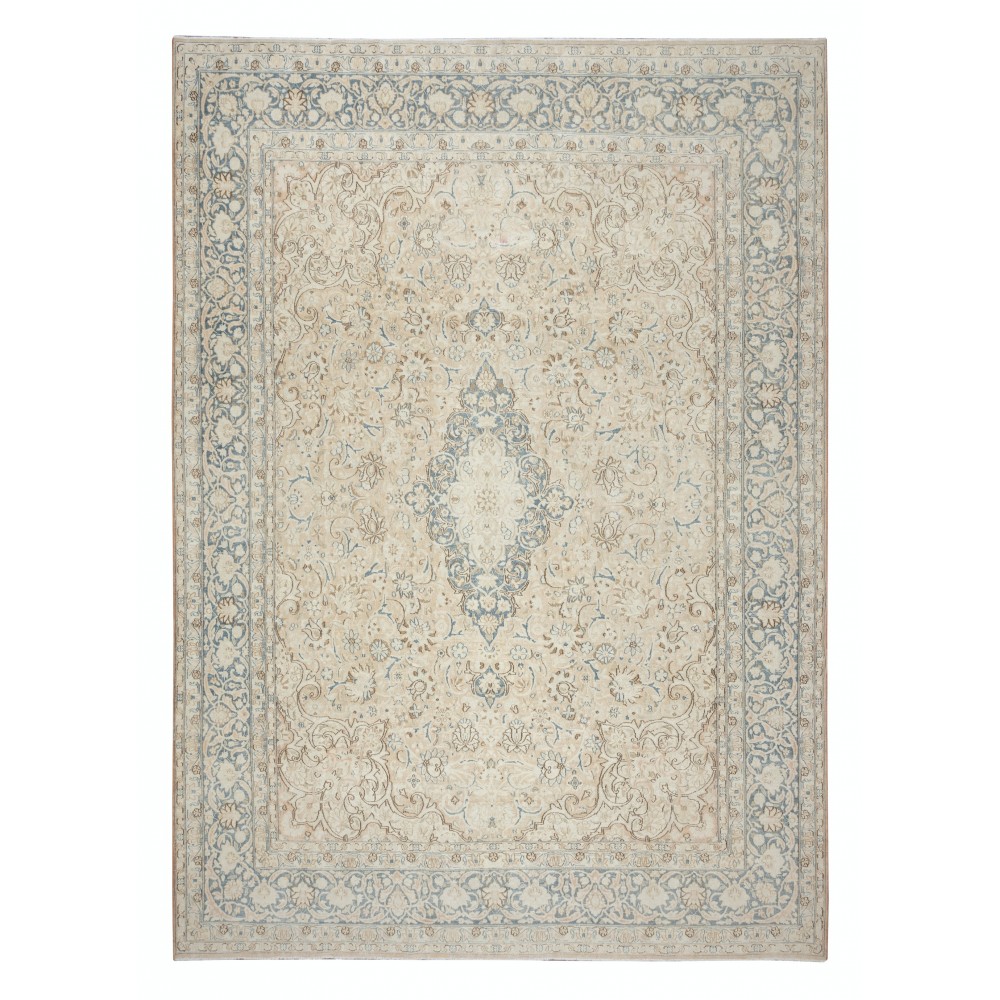 One of a kind Vintage Turkish Area Rug. Hand-knotted Beige Large Carpet for Rustic, Country & Farmhouse Decor One of a kind Vintage Turkish Area Rug. Hand-knotted Beige Large Carpet for Rustic, Country & Farmhouse Decor