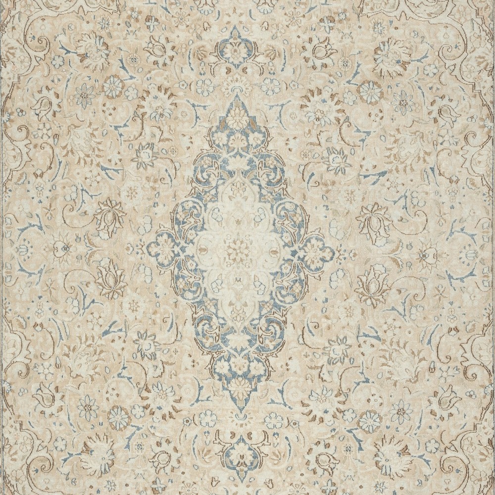 One of a kind Vintage Turkish Area Rug. Hand-knotted Beige Large Carpet for Rustic, Country & Farmhouse Decor One of a kind Vintage Turkish Area Rug. Hand-knotted Beige Large Carpet for Rustic, Country & Farmhouse Decor