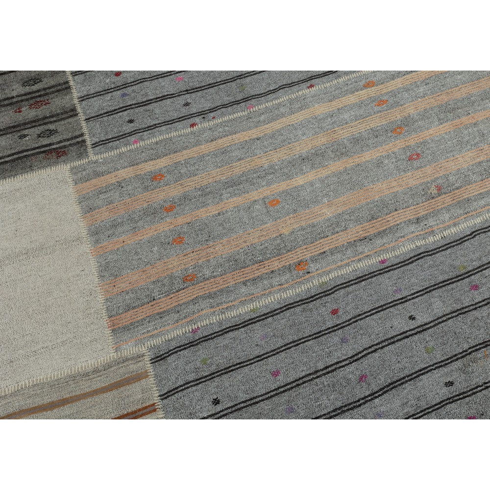 Adjustable Size Vintage Turkish Kilim Rug. Gray Handwoven Cotton & Goat Hair Carpet