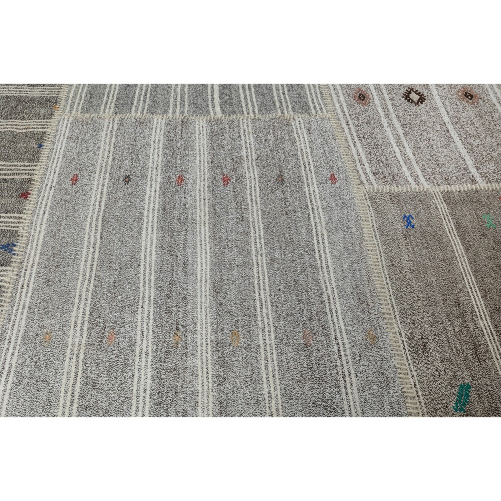 Adjustable Vintage Gray Kilim Rug. Cotton & Goat Hair. Oversize Carpet Adjustable Vintage Gray Kilim Rug. Cotton & Goat Hair. Oversize Carpet