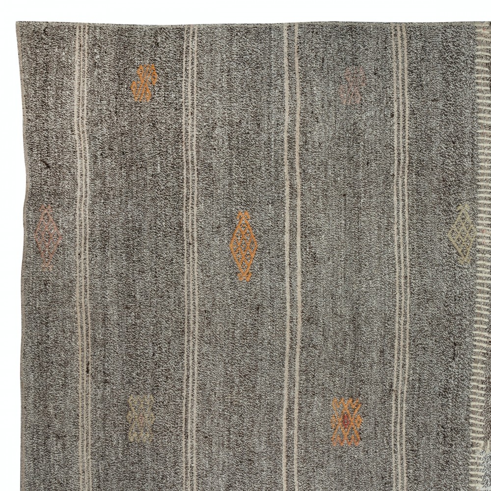 Vintage Gray Kilim. Turkish Handwoven Cotton & Goat Hair Rug. Flat-weave Large Carpet Vintage Gray Kilim. Turkish Handwoven Cotton & Goat Hair Rug. Flat-weave Large Carpet