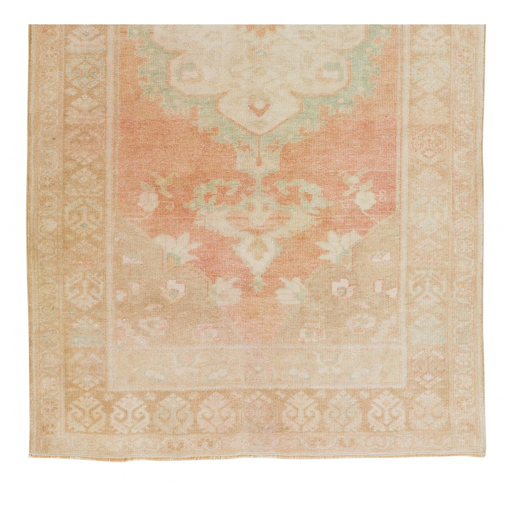 Authentic Vintage Turkish Handmade Rug with Medallion Design, Woolen Floor Covering