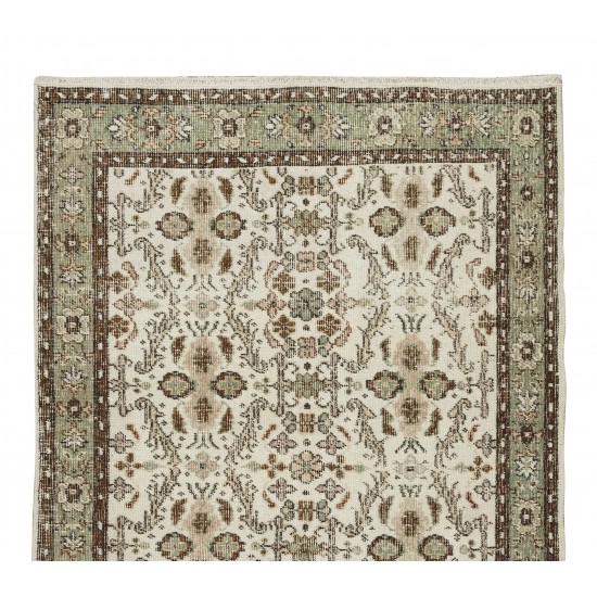 Vintage Handmade Turkish Accent Rug, Floral Patterned Floor Covering