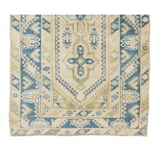 Vintage Handmade Accent Rug from Central Anatolia, Woolen Floor Covering