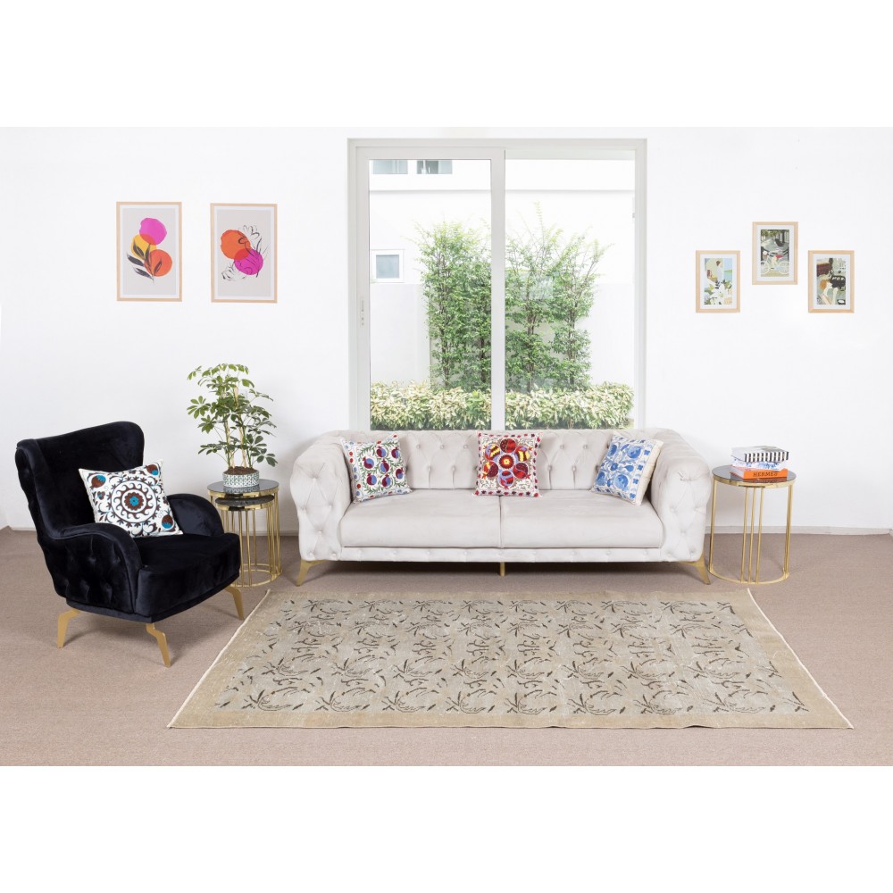 Vintage Handmade Turkish Wool Area Rug for Living Room Decor