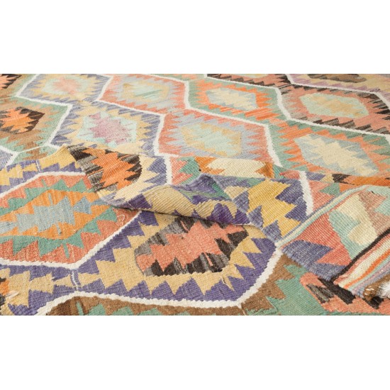 Geometric Vintage Handmade Central Anatolian Wool Kilim Rug, Flat-Weave Carpet