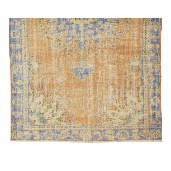 Hand Knotted Vintage Turkish Oushak Rug with Medallion Design Hand Knotted Vintage Turkish Oushak Rug with Medallion Design