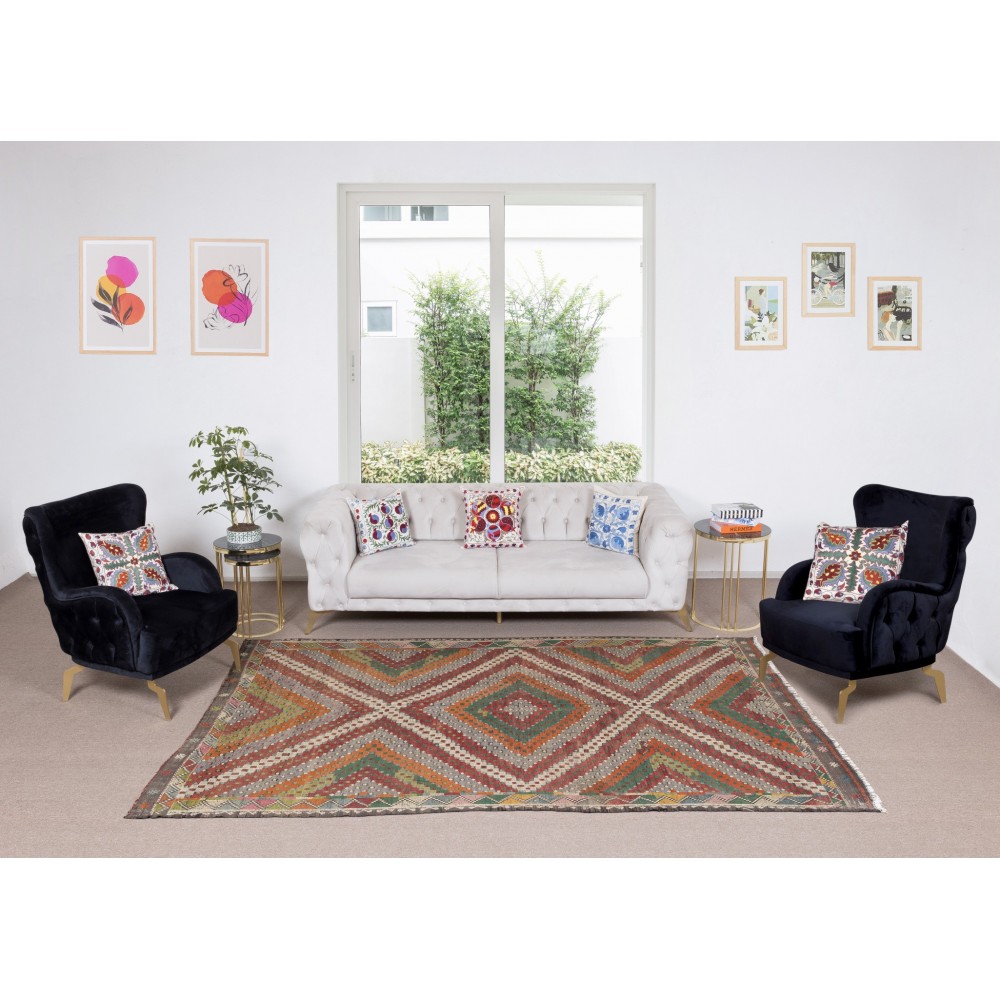 Vintage Turkish Jajim Kilim Rug, One of a Kind Hand-Woven Carpet Made of Wool