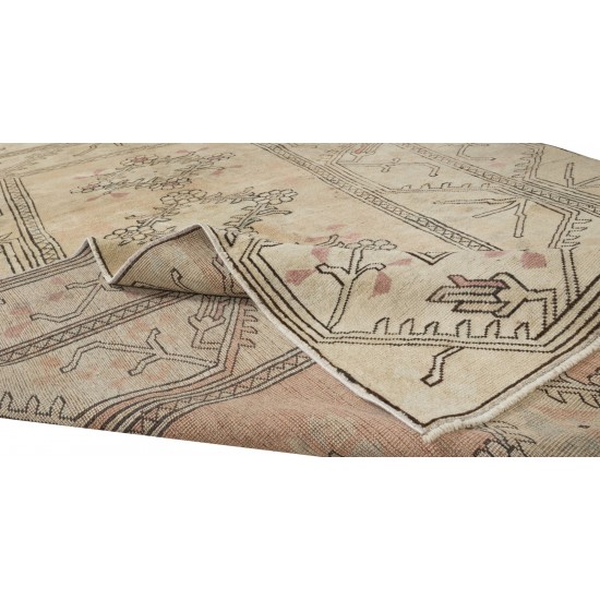 Hand Knotted Vintage Turkish Milas Rug, 100% Wool Hand Knotted Vintage Turkish Milas Rug, 100% Wool