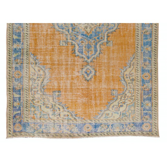 Hand-Made Turkish Wool Rug, Mid-Century Medallion Design Traditional Carpet Hand-Made Turkish Wool Rug, Mid-Century Medallion Design Traditional Carpet