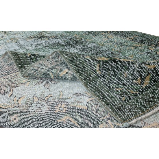 Green Floor Rug, Hand Knotted Turkish Vintage Wool Carpet for Modern Interiors Green Floor Rug, Hand Knotted Turkish Vintage Wool Carpet for Modern Interiors