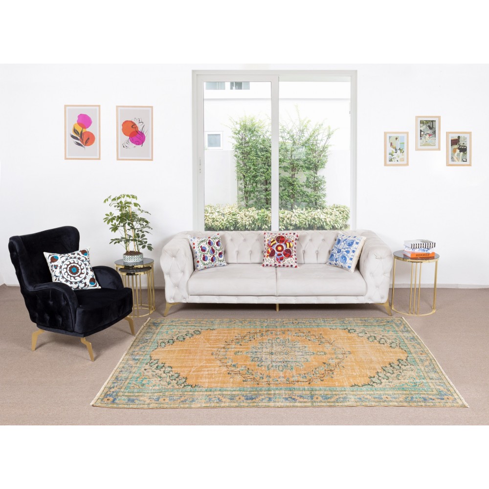 Handmade Vintage Turkish Wool Area Rug with Medallion Design