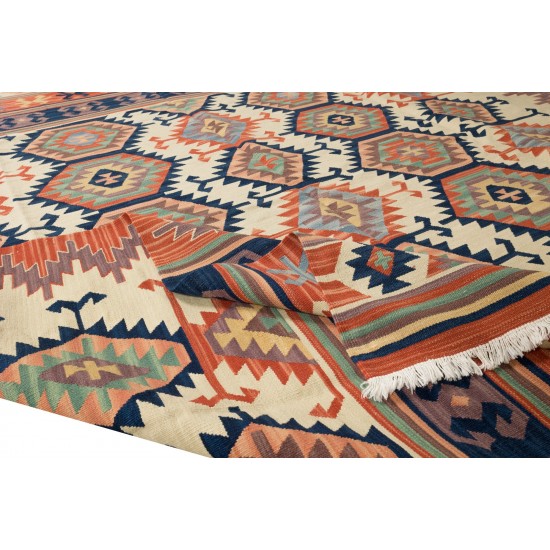 Vintage Hand-Woven Central Anatolian Kilim 'Flat-Weave', 100% Wool