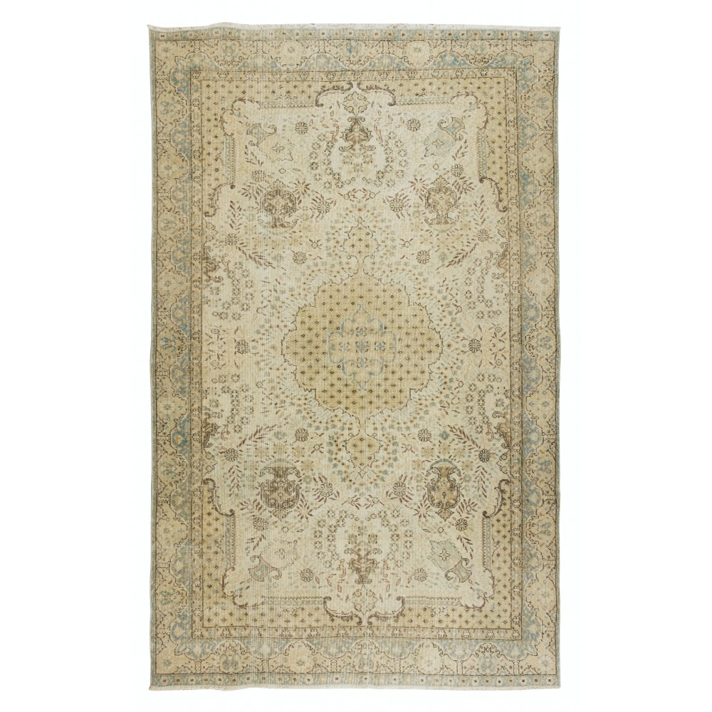 Vintage Handmade Turkish Wool Area Rug with Medallion Design, Great for Home & Office Decor