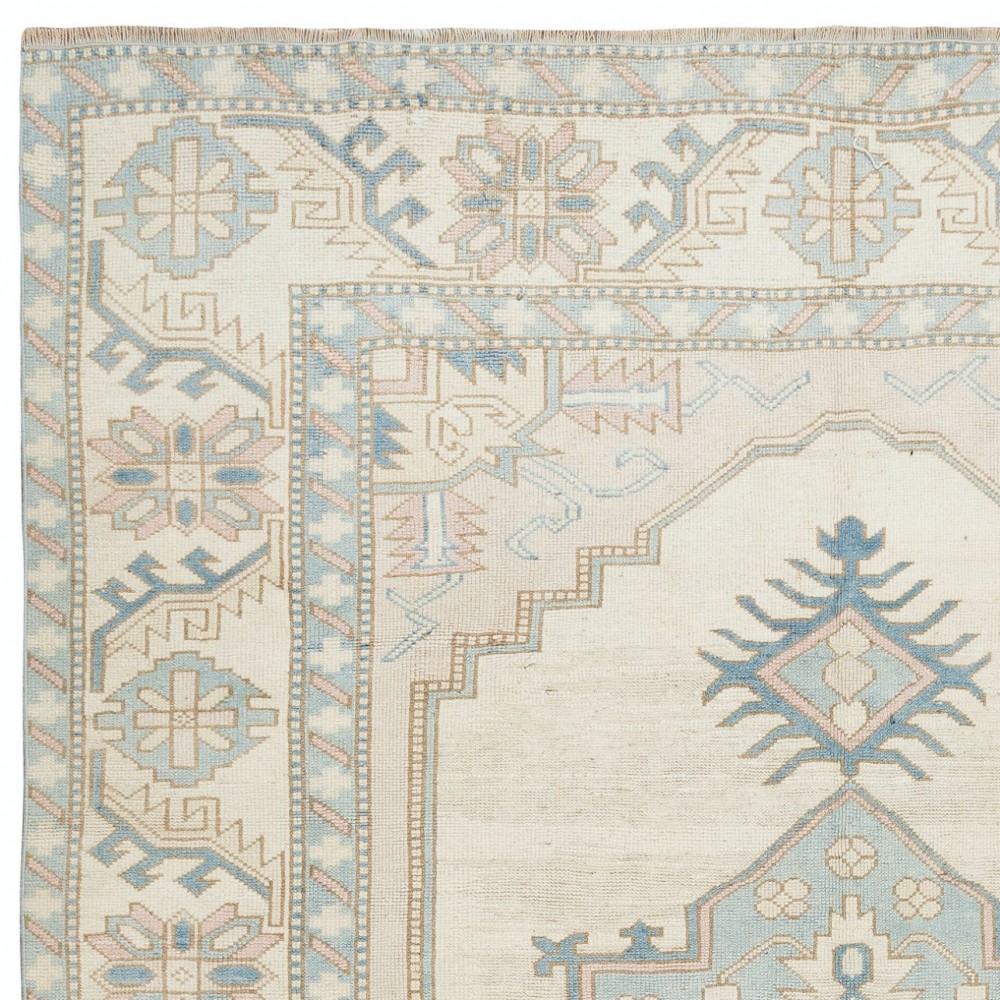 Vintage Handmade Turkish Area Rug with Geometric Design, 100% Wool