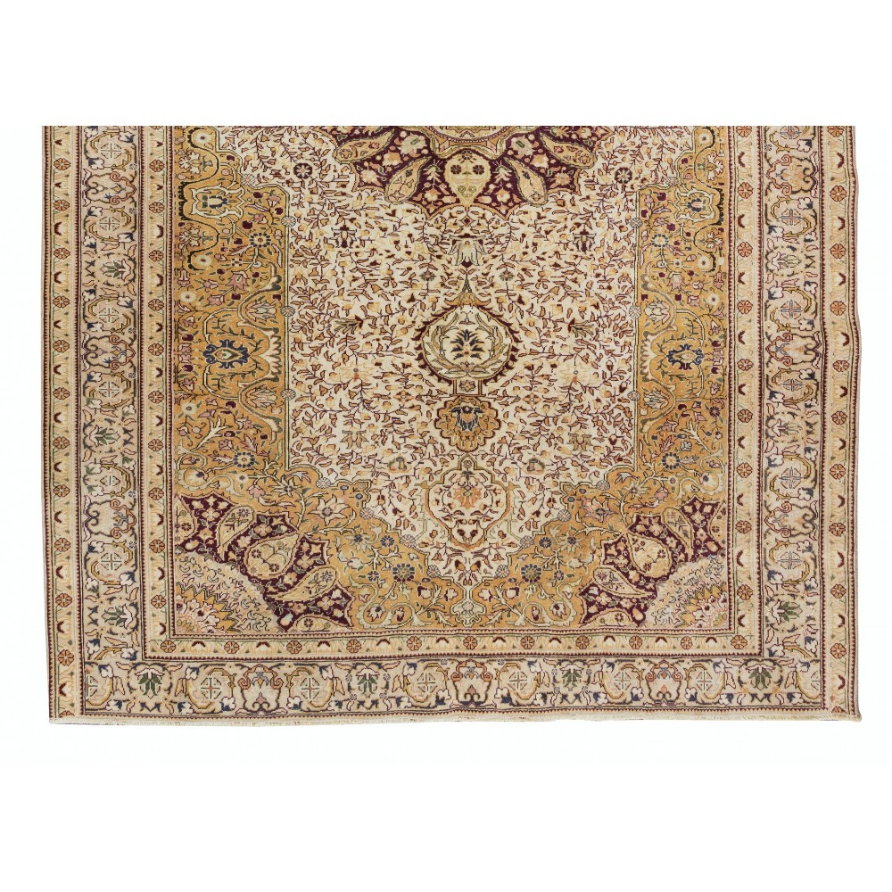 Turkish Rug with Medallion Design, Hand Knotted Carpet, 100% Wool