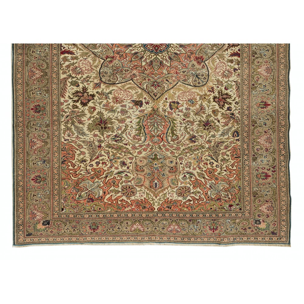 Hand Knotted Turkish Kayseri Area Rug with Medallion Design, Pile, 100% Wool