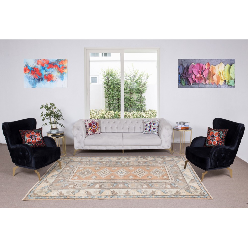 Modern Handmade Turkish Milas Area Rug, 100% Wool