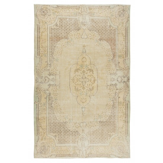 Antique Washed Turkish Oushak Rug with Medallion Design, One-of-a-Kind Wool Carpet for Living Room Decor Antique Washed Turkish Oushak Rug with Medallion Design, One-of-a-Kind Wool Carpet for Living Room Decor